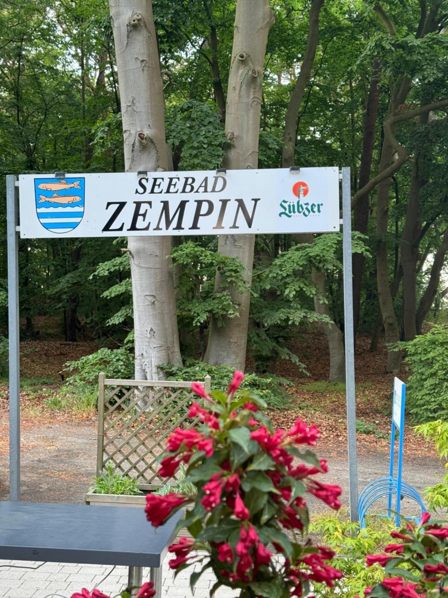 Ferienwohnung Moewe Mit Balkon, Nur 200M Bis Zum Strand Zempin Buitenkant foto